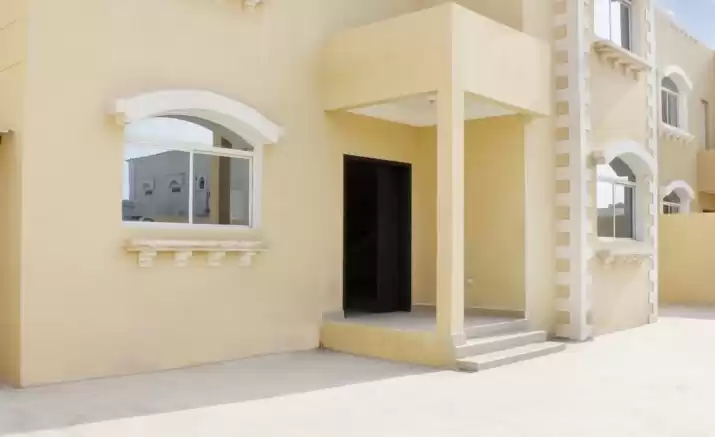 Residential Ready Property 4 Bedrooms U/F Standalone Villa  for rent in Al Sadd , Doha #9741 - 1  image 